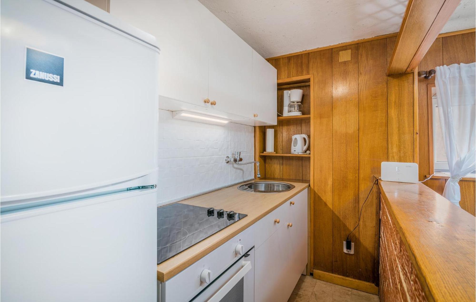2 Bedroom Gorgeous Home In Baska Luaran gambar